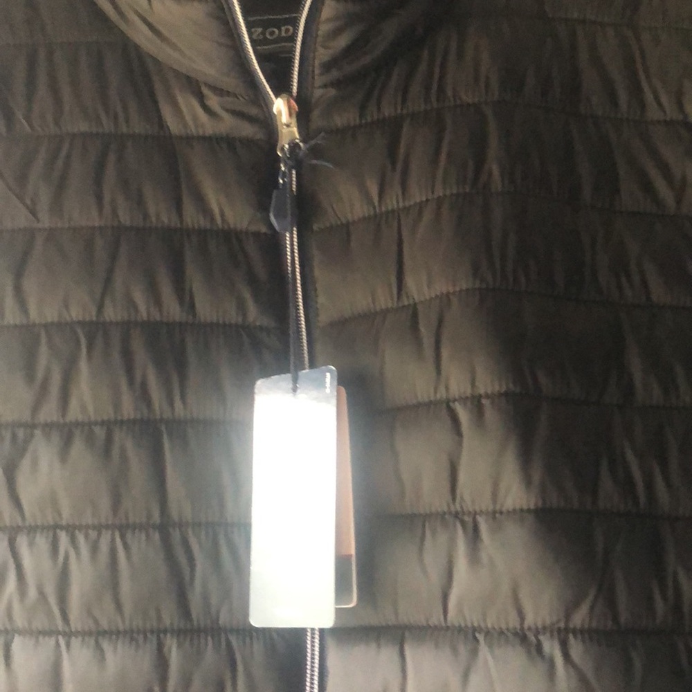 Men’s izod puffer vest - Picture 4 of 8
